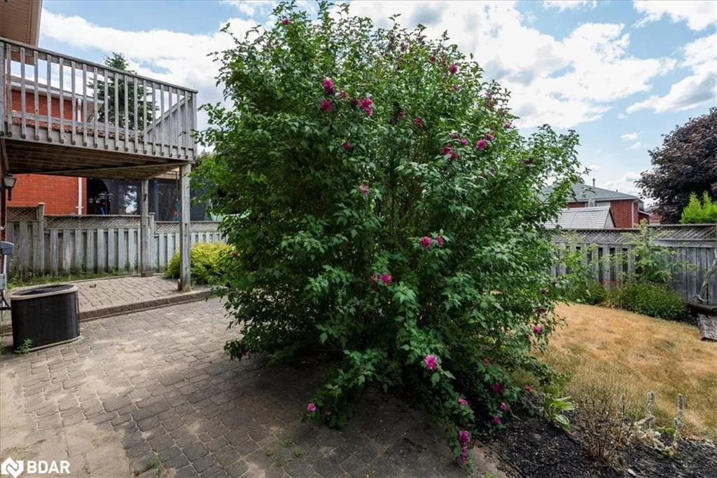 12 Revelstoke Court