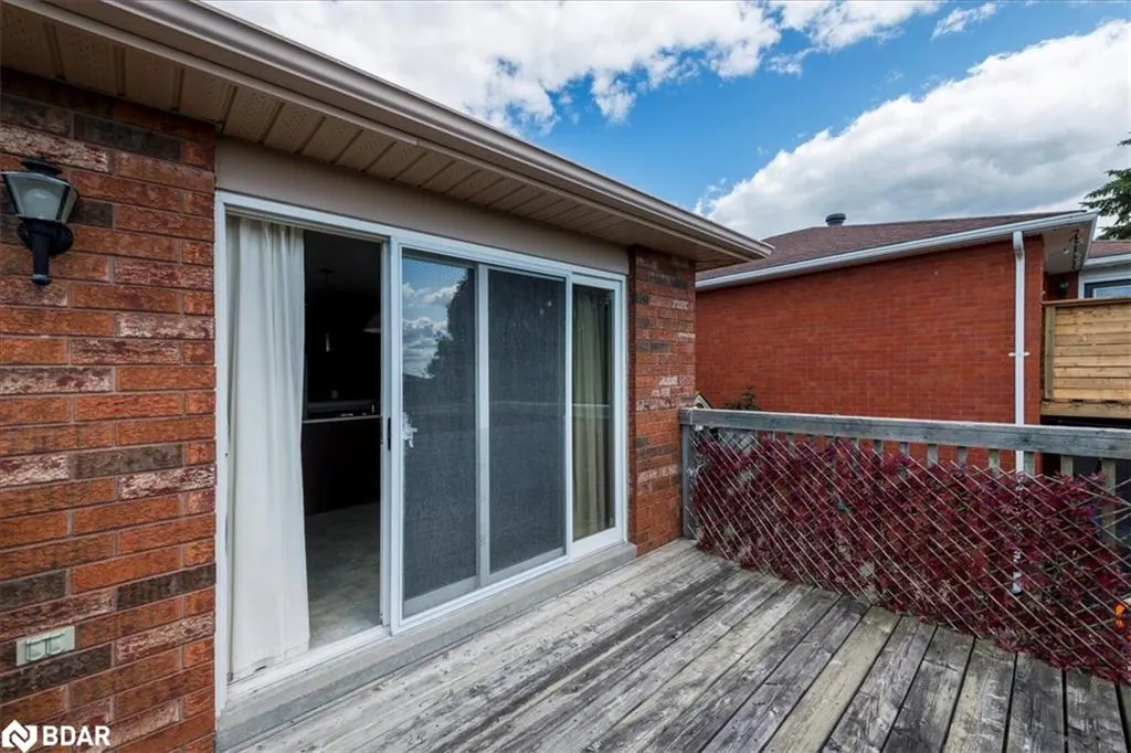 12 Revelstoke Court