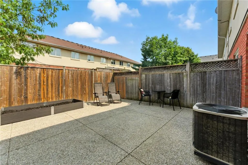 20 Mcconkey Crescent, #43