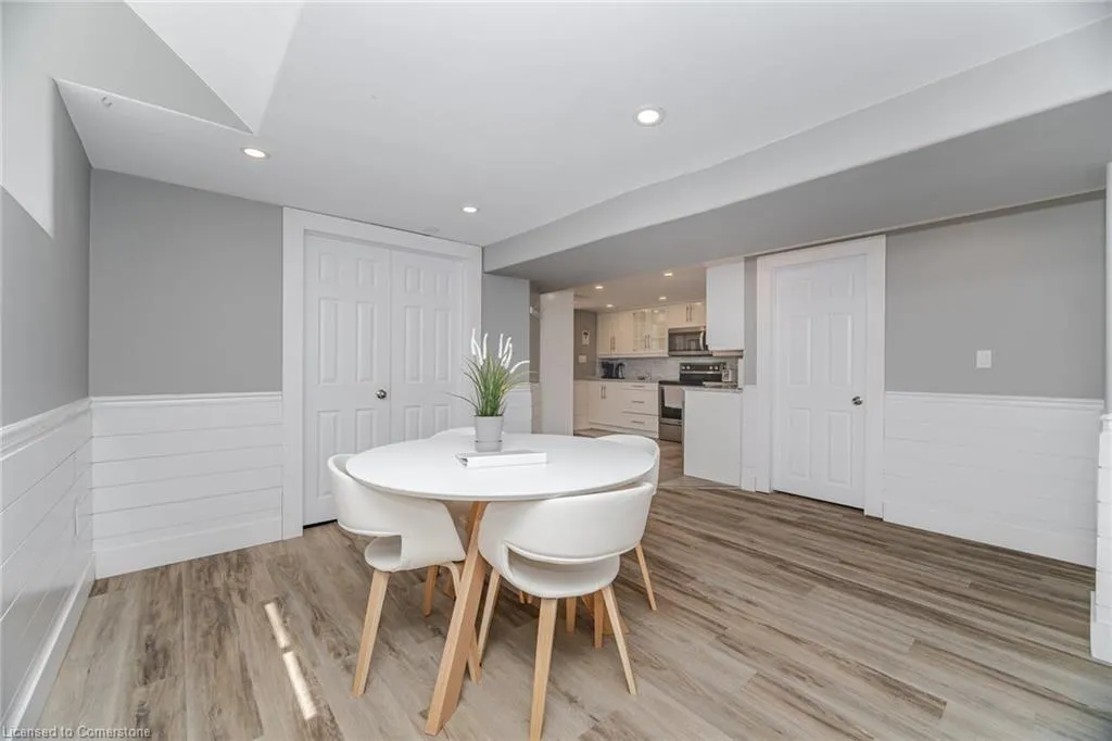 77 Fairview Road