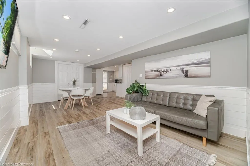 77 Fairview Road