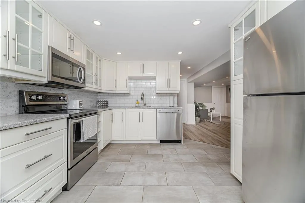 77 Fairview Road