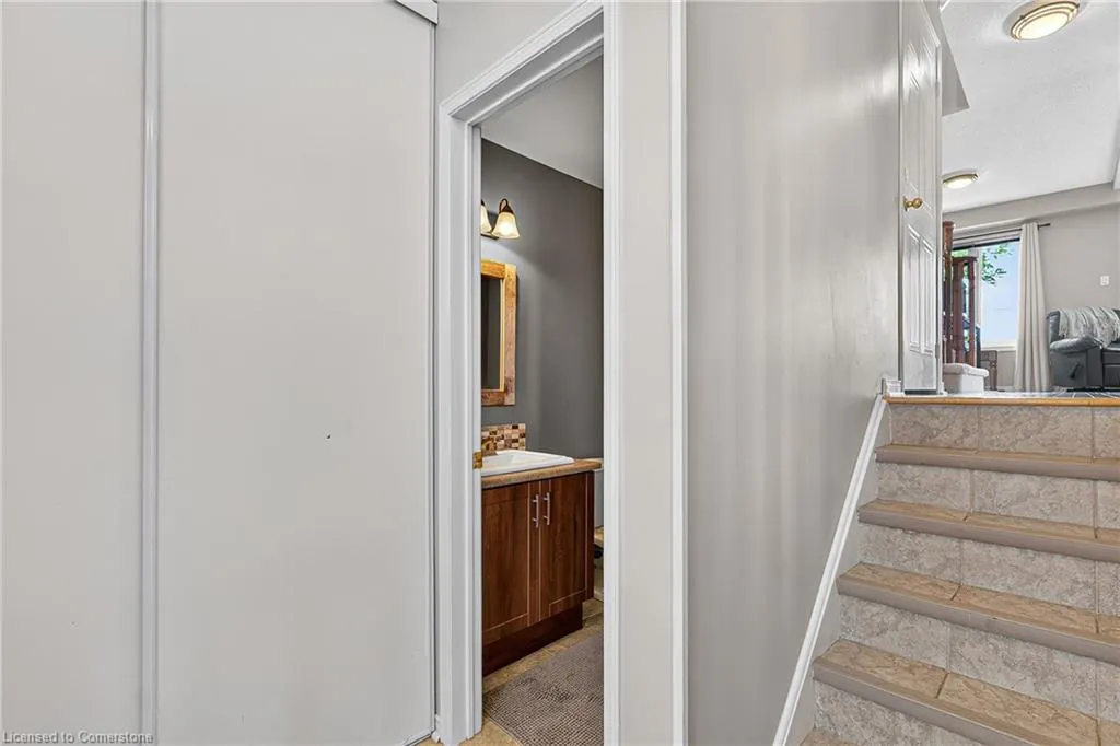 302 College Avenue W, #119