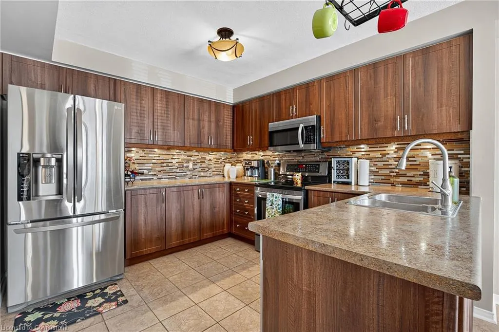 302 College Avenue W, #119
