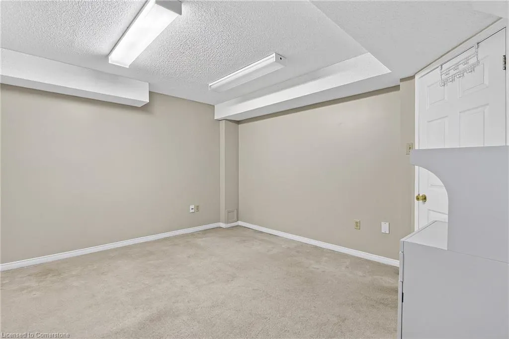 302 College Avenue W, #119