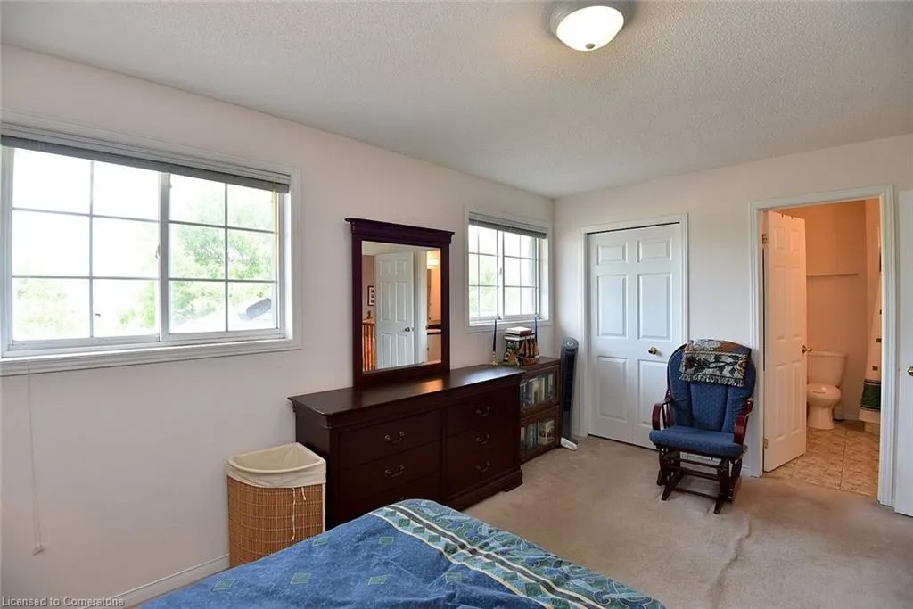4002 Jarvis Crescent