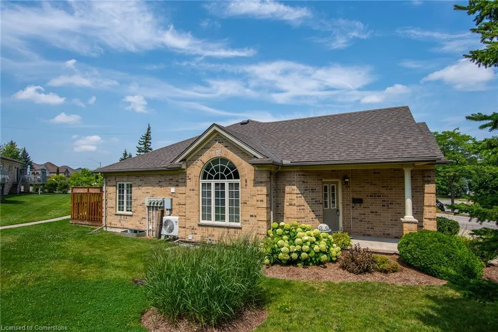 545 Laurelwood Drive, #21