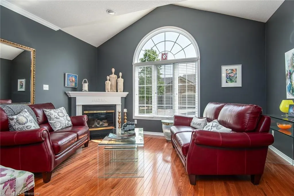 545 Laurelwood Drive, #21