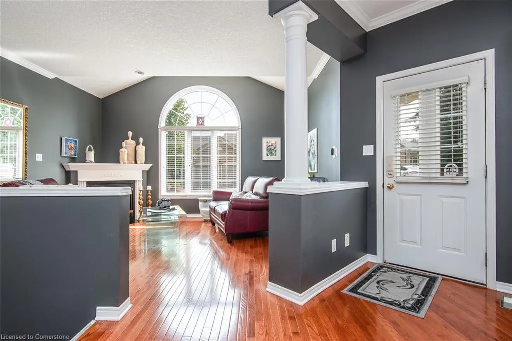 545 Laurelwood Drive, #21