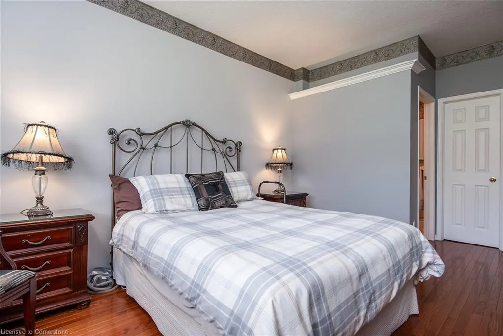 545 Laurelwood Drive, #21
