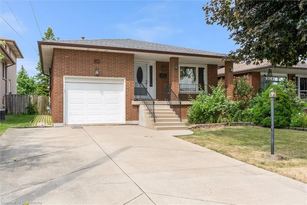 120 Ravenbury Drive