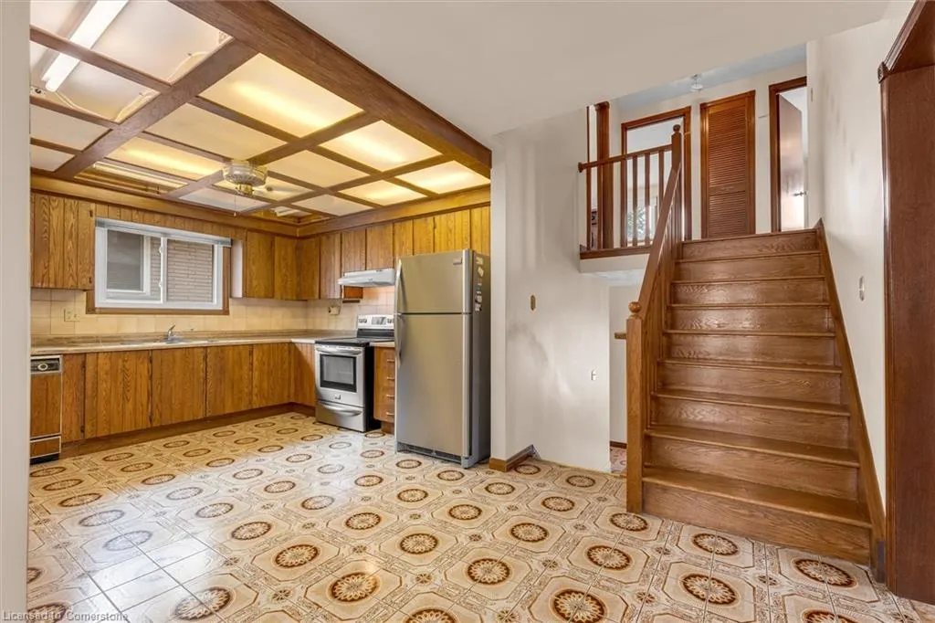 120 Ravenbury Drive