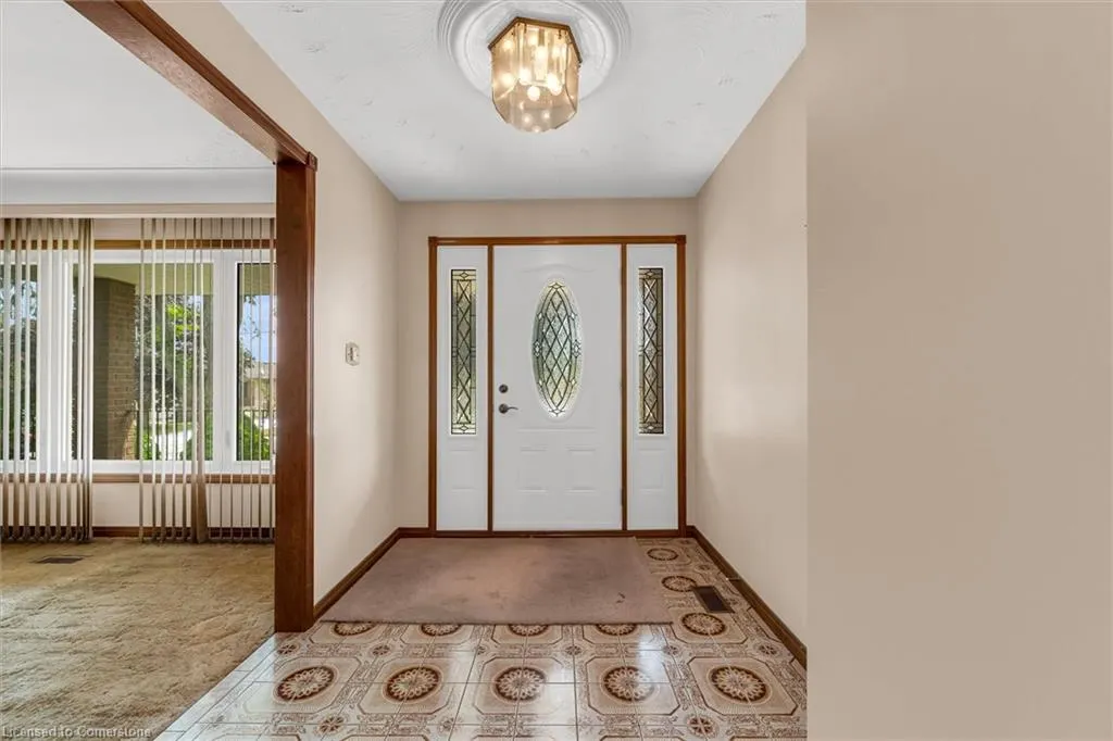 120 Ravenbury Drive