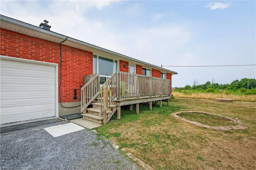2041 Third Street Louth
