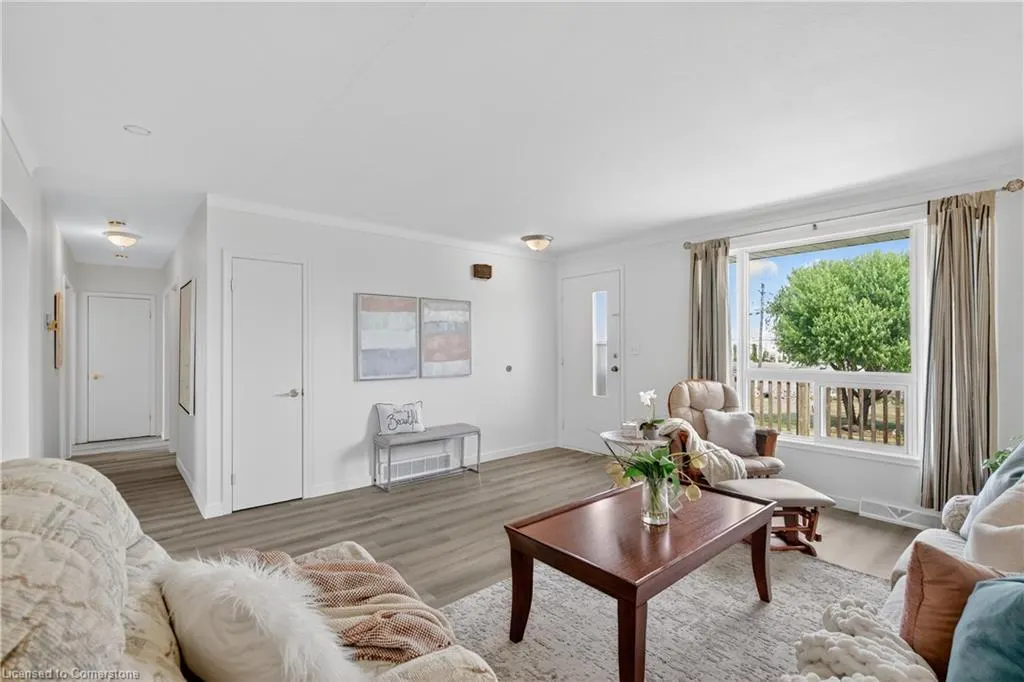 2041 Third Street Louth