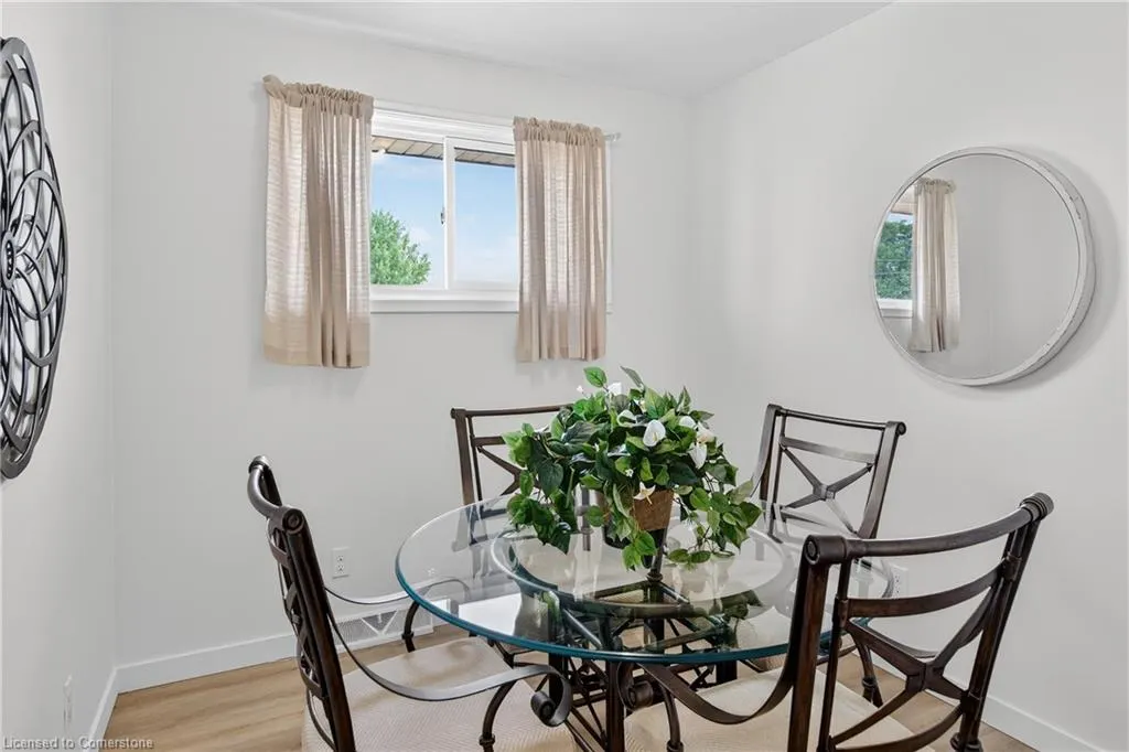 2041 Third Street Louth