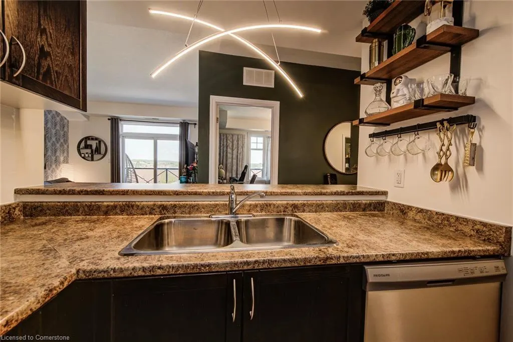 2 Colonial Drive, #401