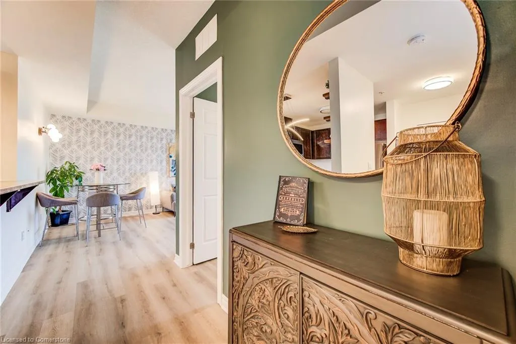 2 Colonial Drive, #401