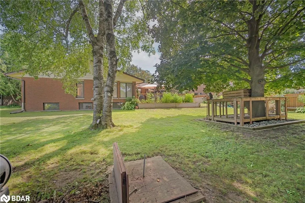 15 Hawthorne Road