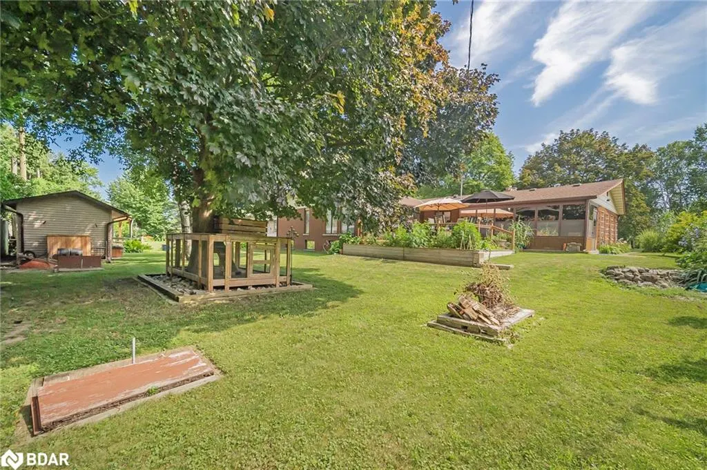 15 Hawthorne Road