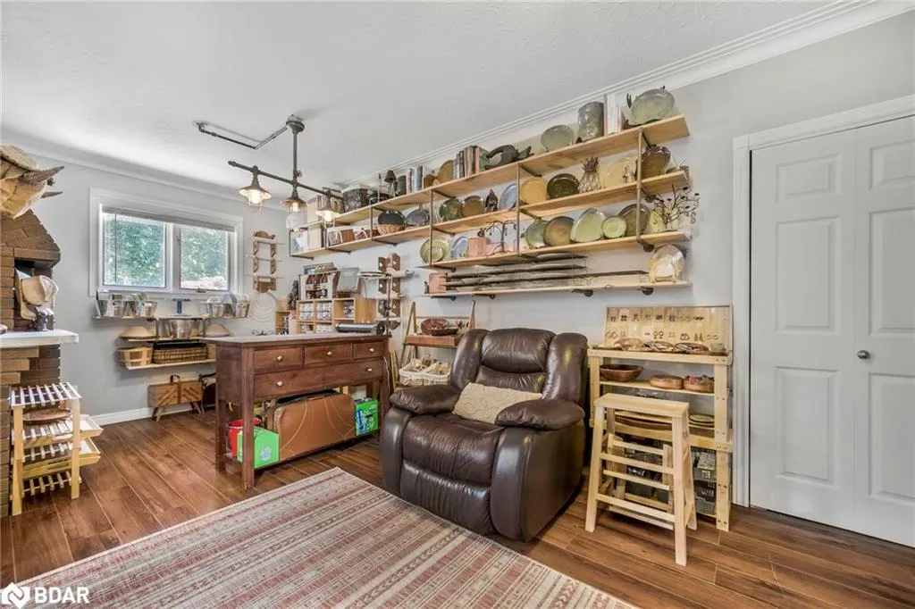 15 Hawthorne Road