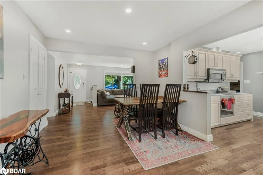 15 Hawthorne Road