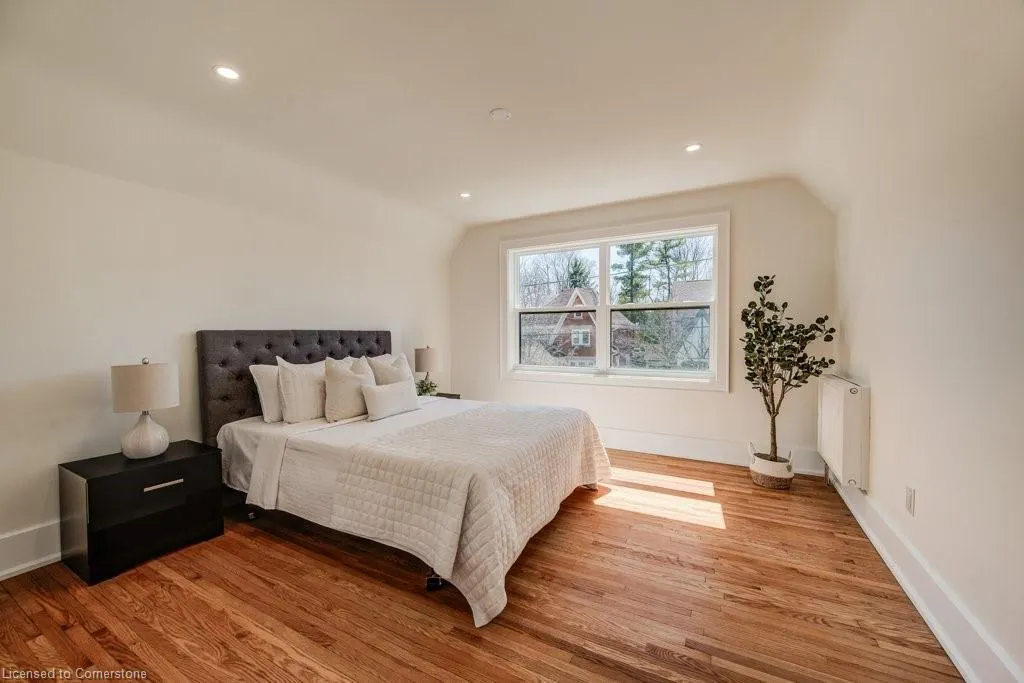 34 Severn Avenue