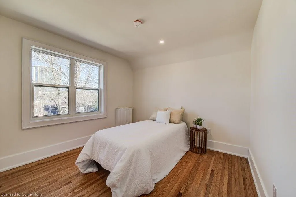 34 Severn Avenue