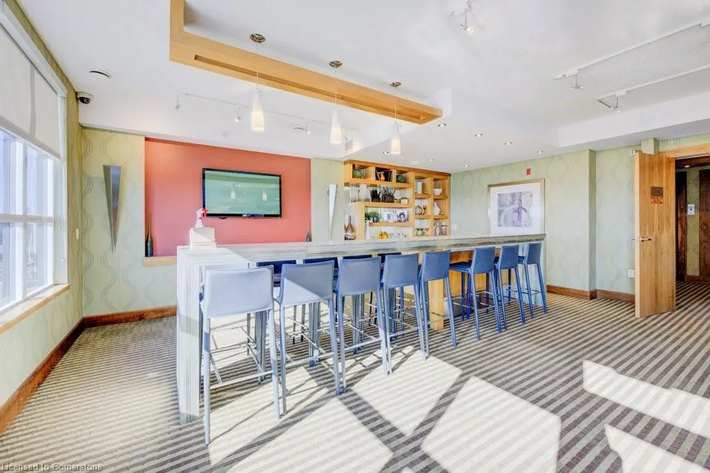 112 Benton Street, #207