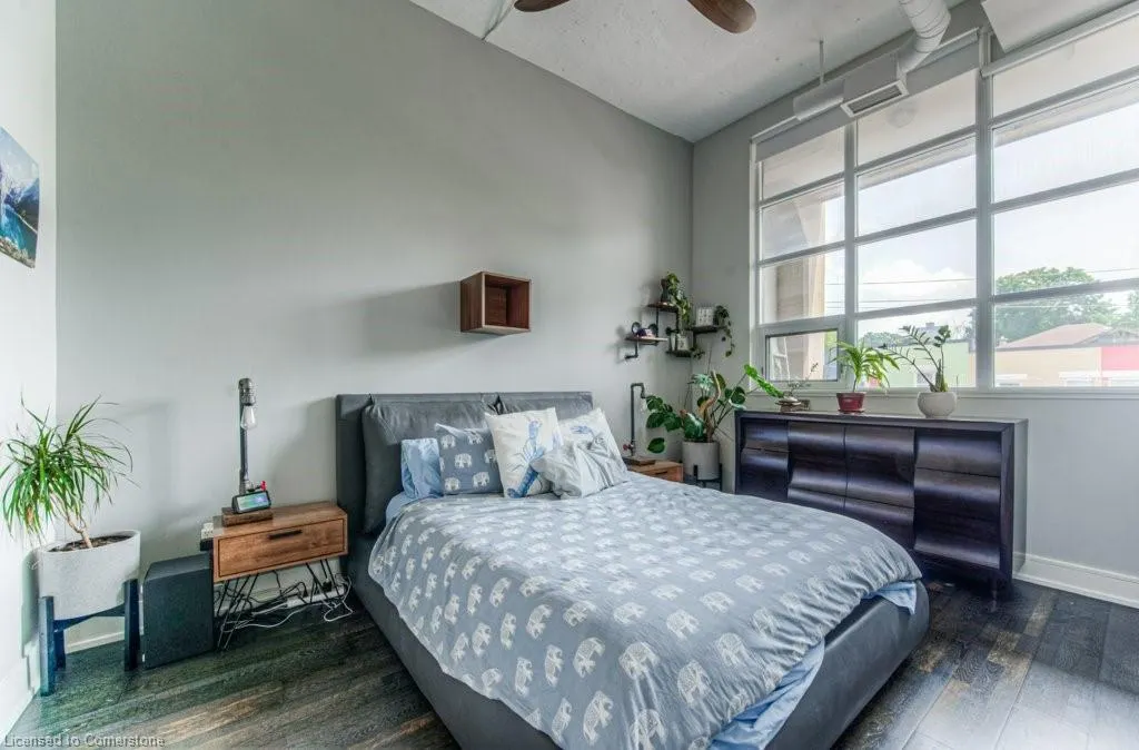 112 Benton Street, #207