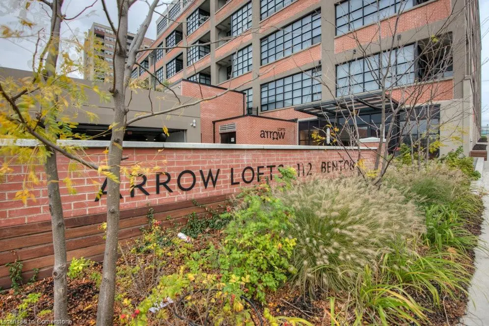 112 Benton Street, #207
