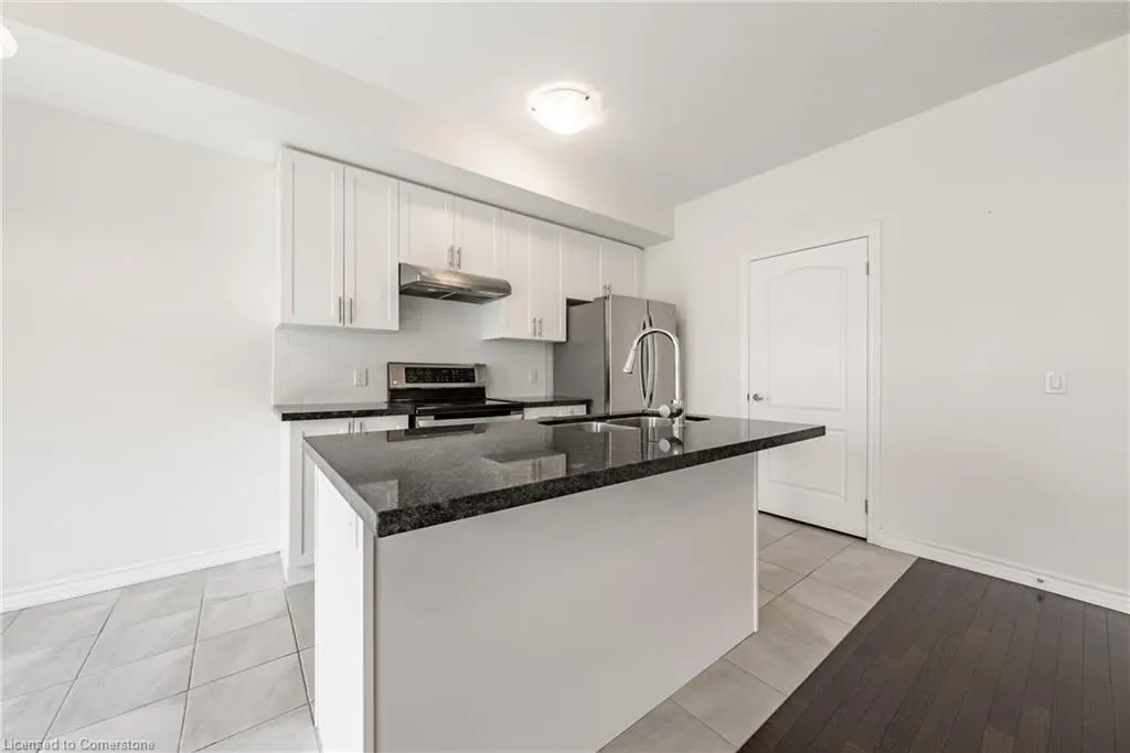 391 Athabasca Common