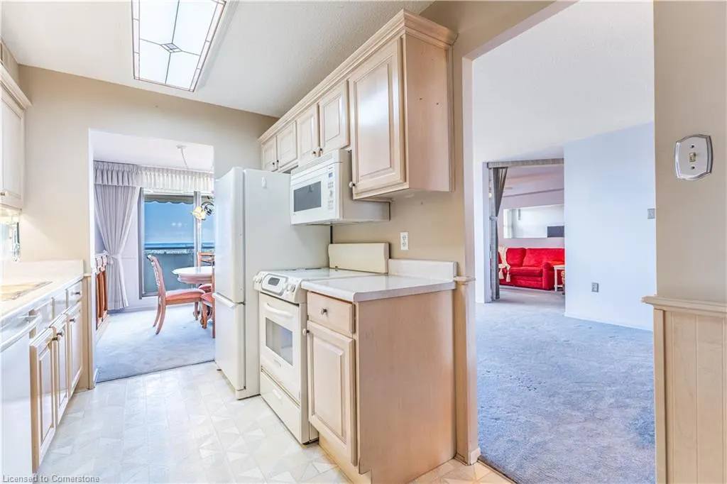 2055 Upper Middle Road, #805