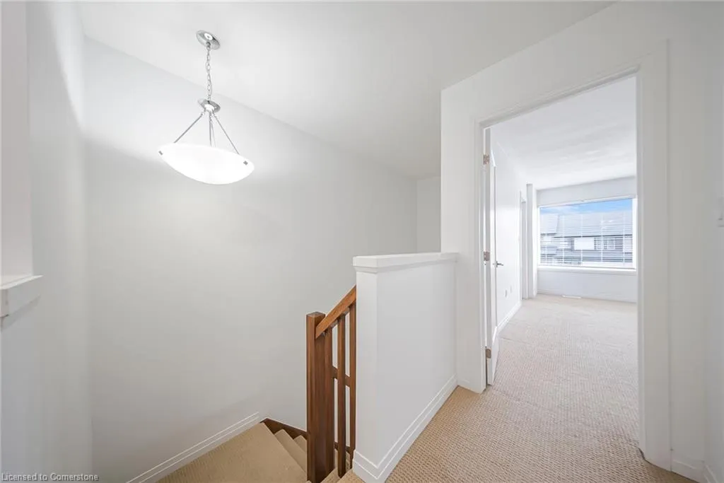 6 Greenwich Avenue