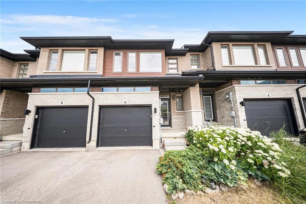 6 Greenwich Avenue