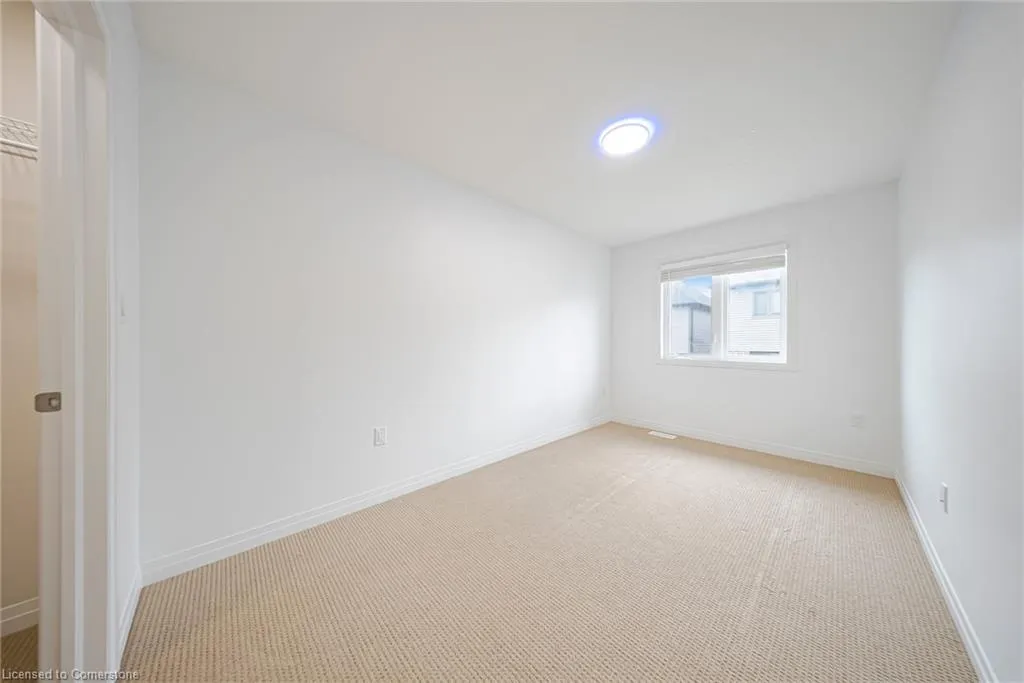 6 Greenwich Avenue