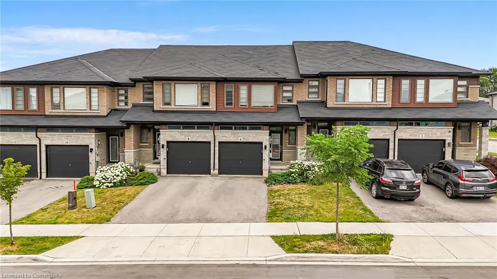 6 Greenwich Avenue