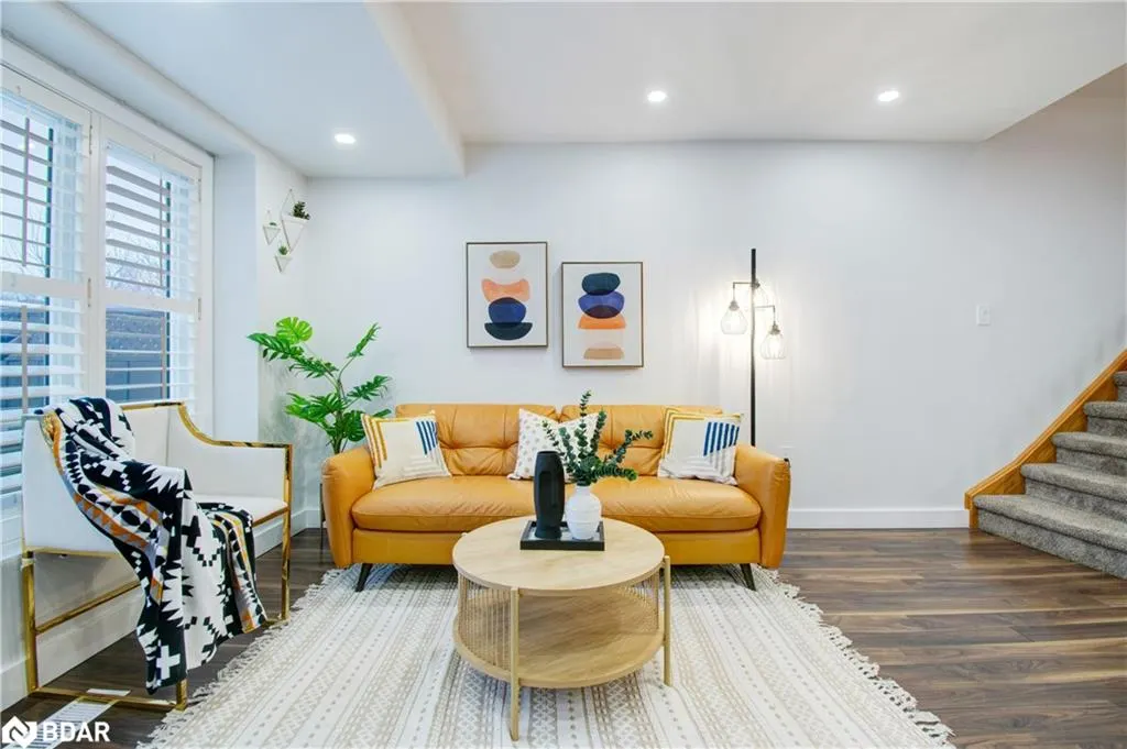 41 Dominion Gardens Drive