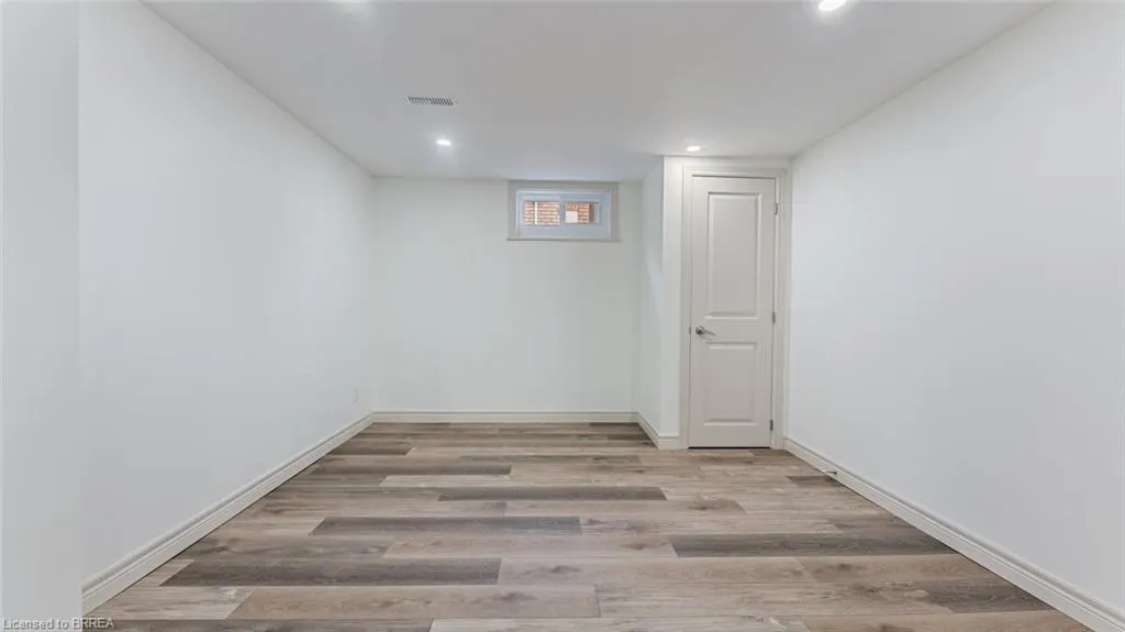 14 Mintern Avenue