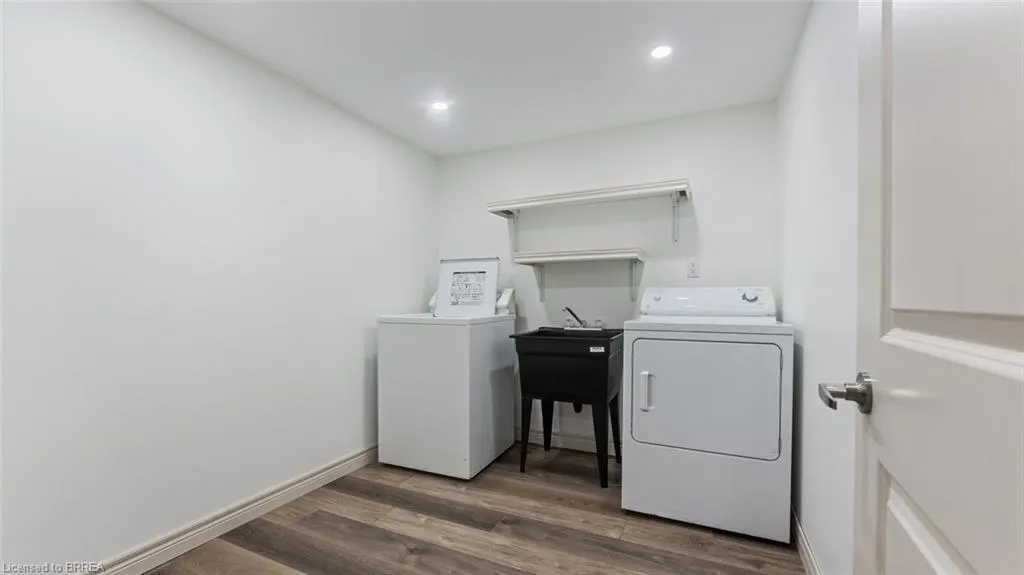 14 Mintern Avenue