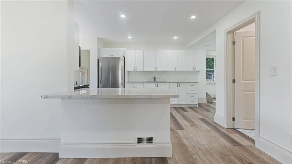 14 Mintern Avenue