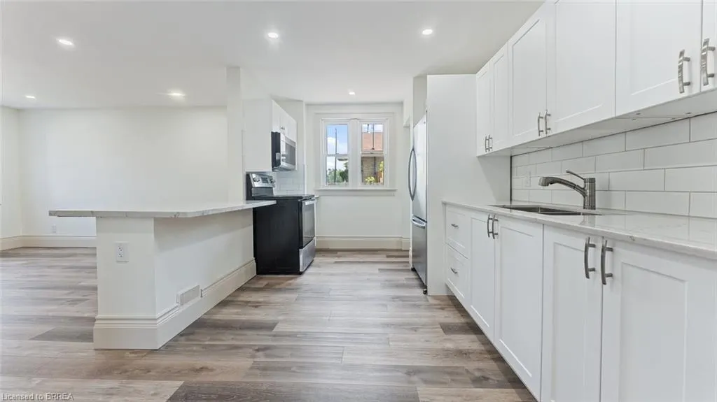 14 Mintern Avenue