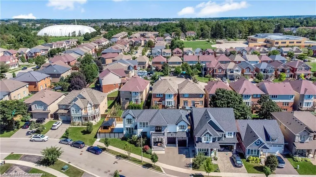 220 Moorland Crescent