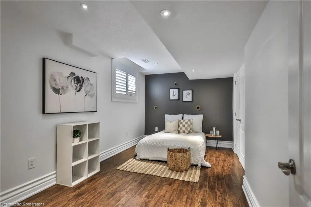 220 Moorland Crescent