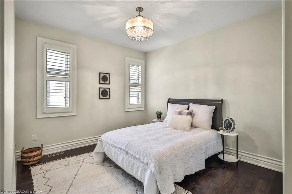 220 Moorland Crescent