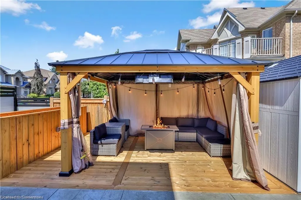 220 Moorland Crescent
