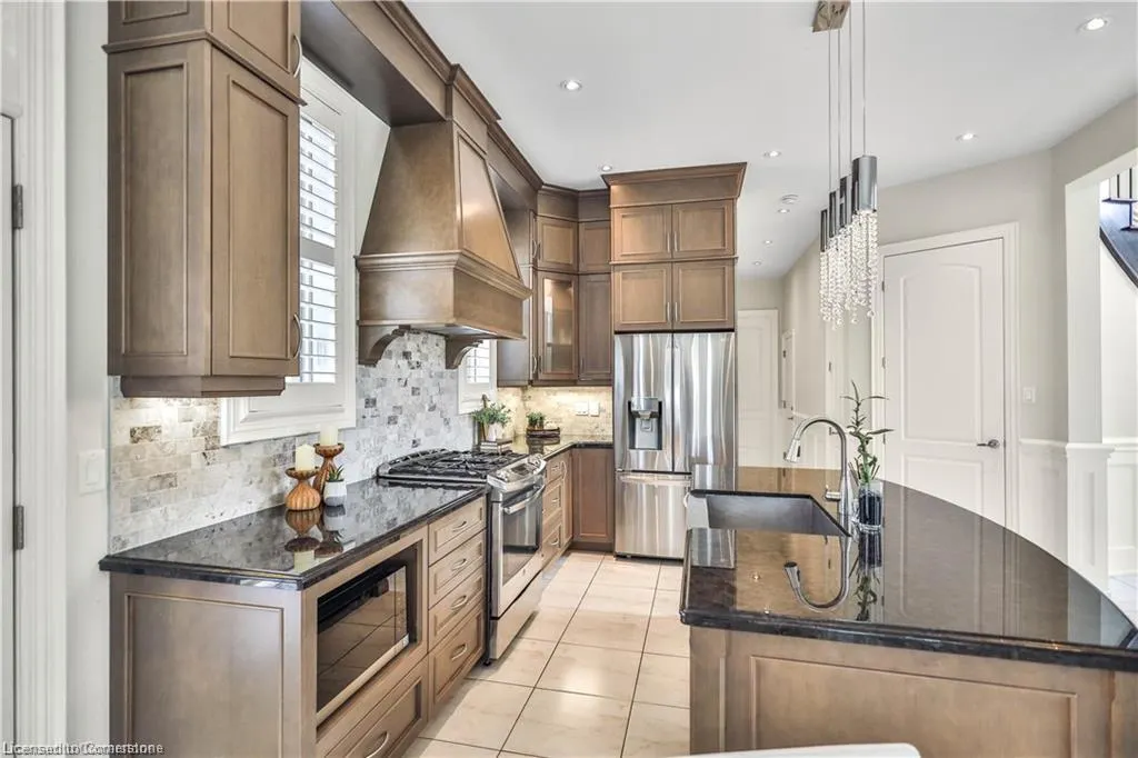 220 Moorland Crescent