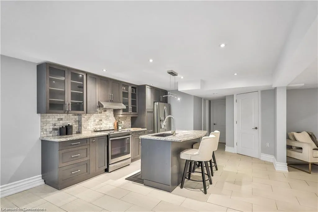 220 Moorland Crescent