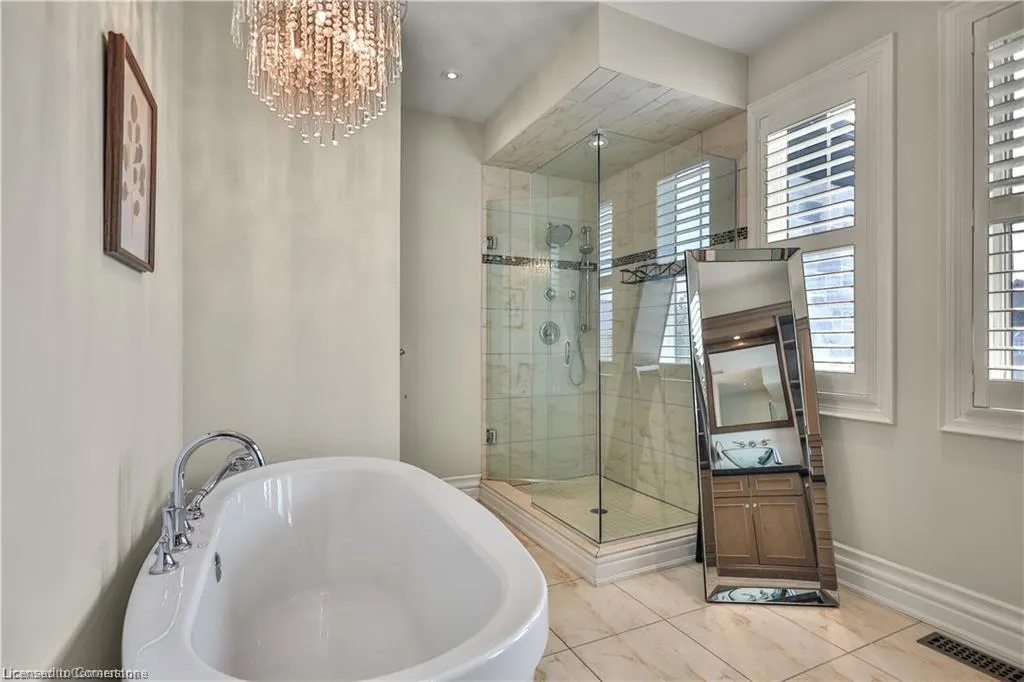 220 Moorland Crescent