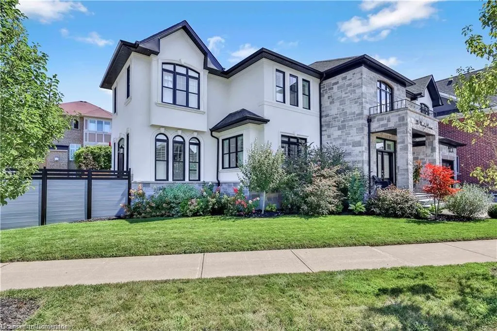 220 Moorland Crescent